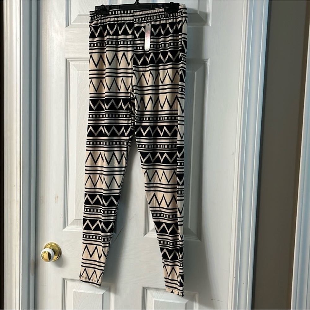 Stylish Black and Cream Kids Leggings